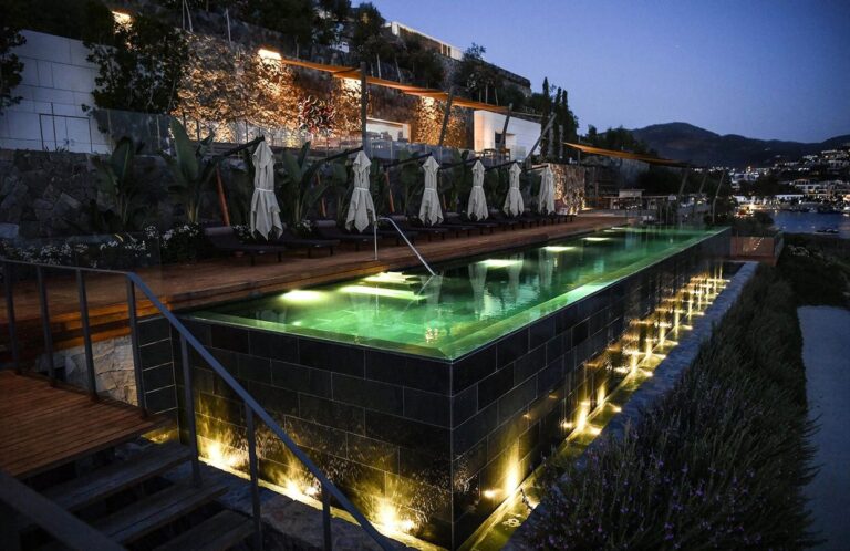 1843b89e-b20a-42b1-9c3e-27fb8737a45c