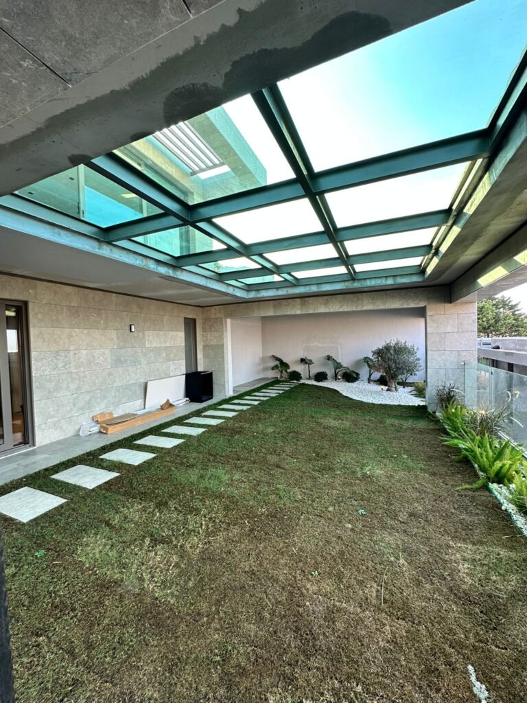 5ea1f871-7fb7-4bed-92f3-6fee9e50f953