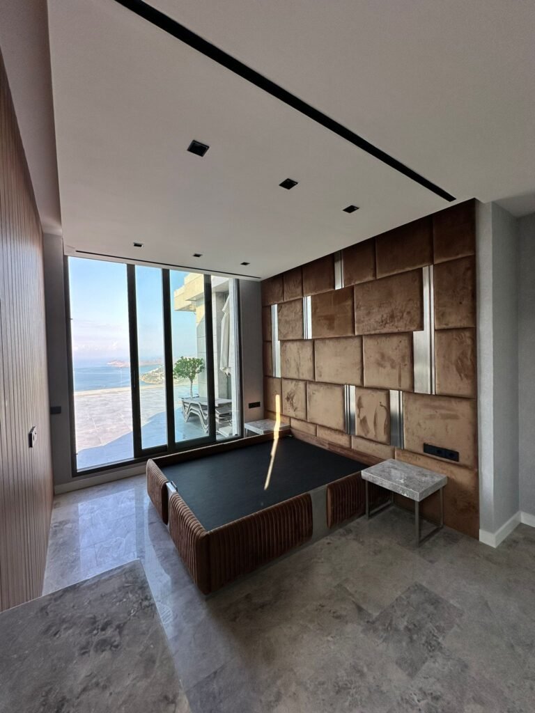 b2d9f6d2-7a21-4289-93b1-5b7abe9b9f49