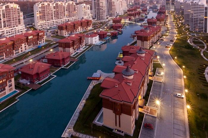 f972ba3c-9912-49e7-aa1c-24aeef5144f6